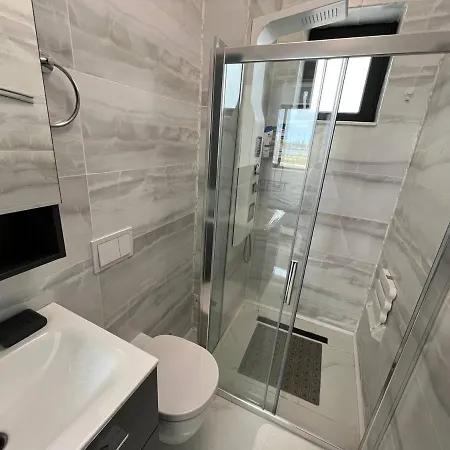 Luxury Apartment With Sea View Navodari Exterior photo