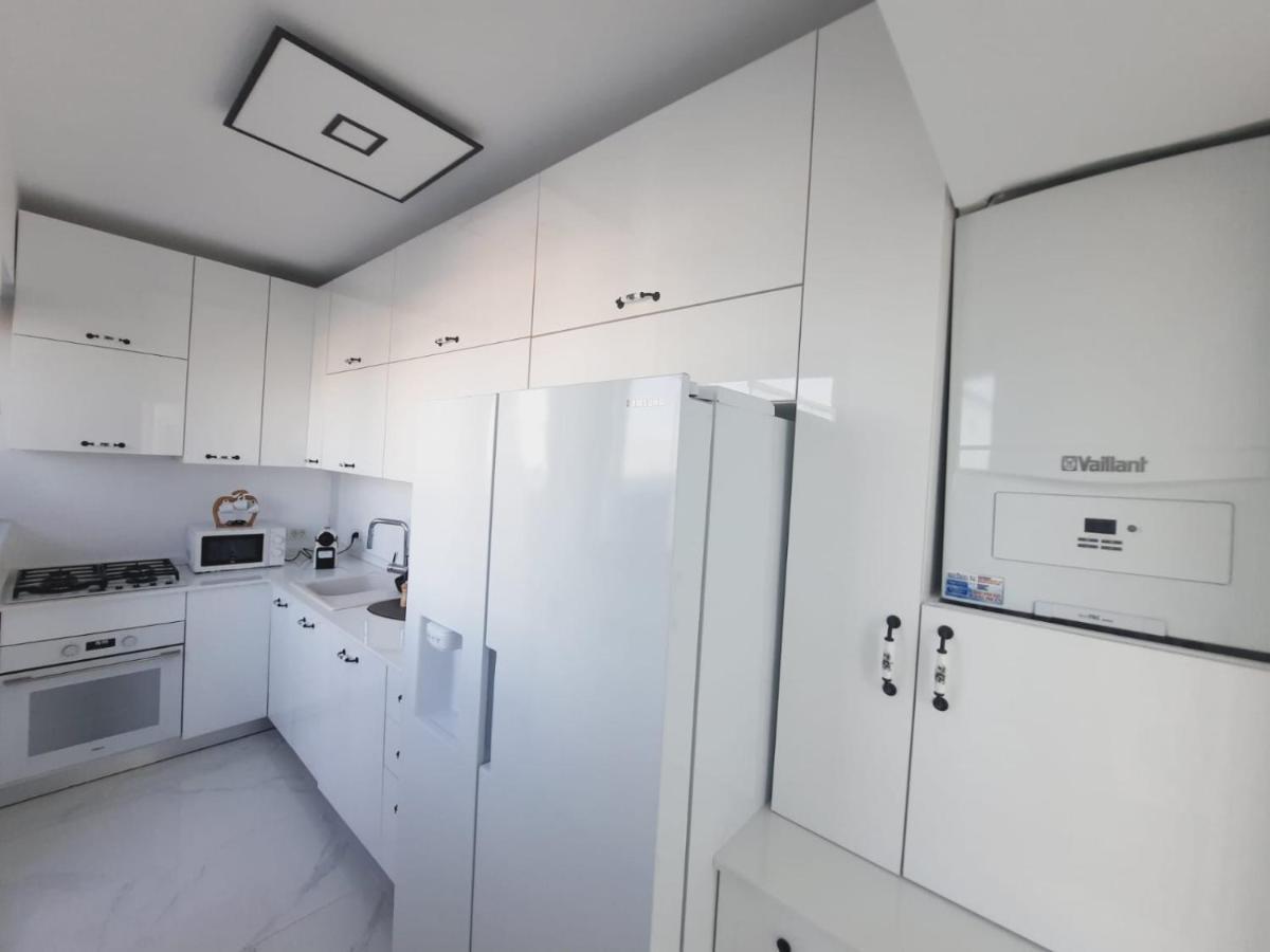 Luxury With Sea View Apartment *